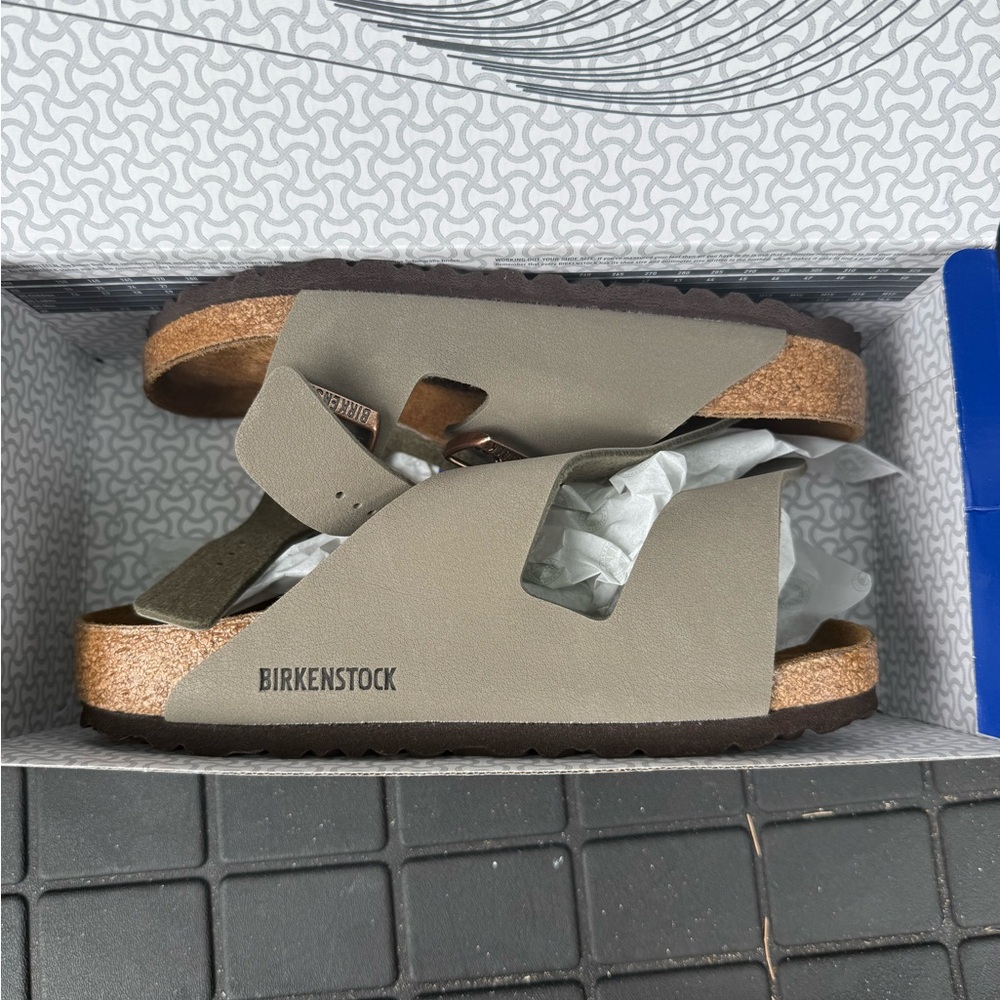 Birkenstock Women's Sandals in Sand